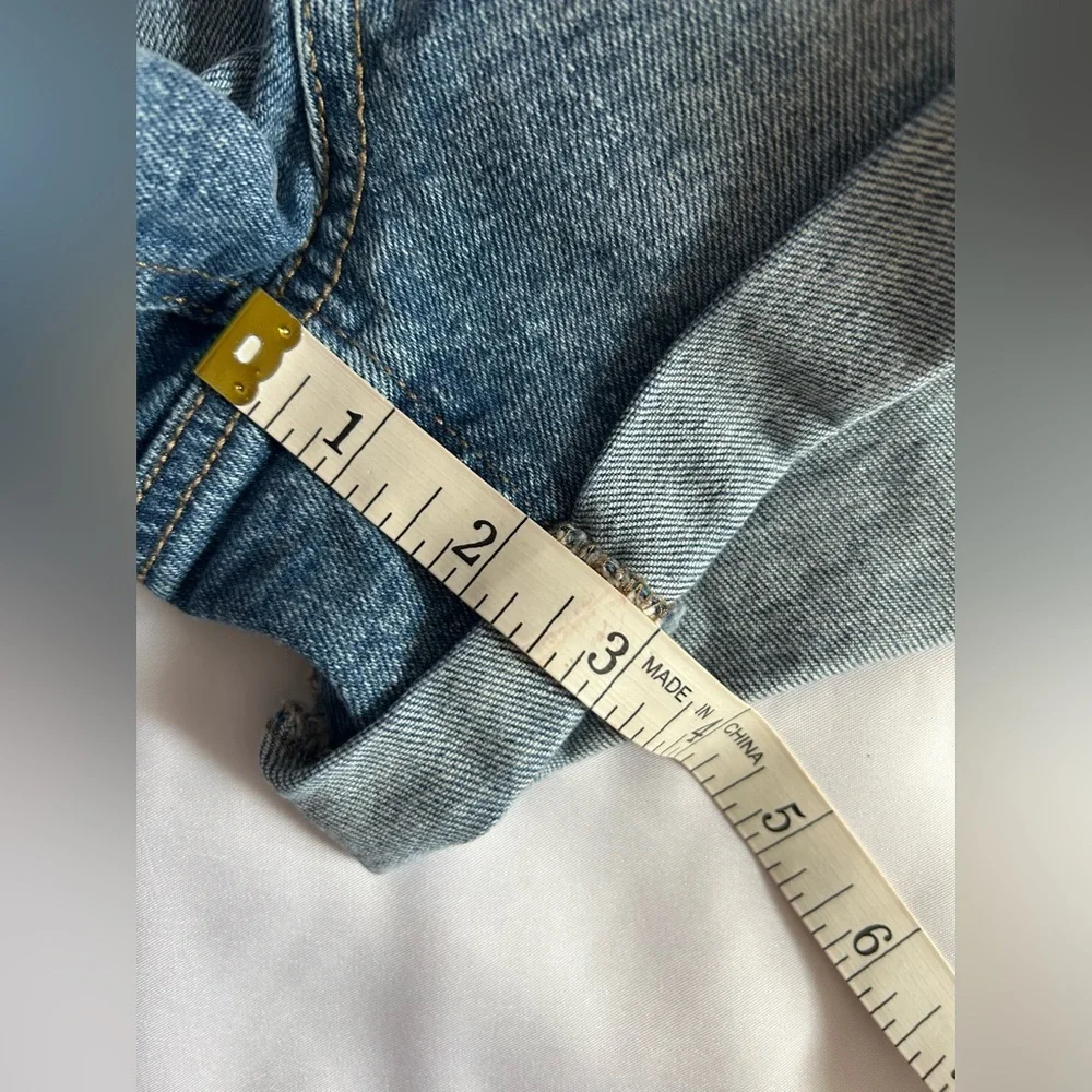 Celebrity Pink Distressed Denim Shorts Size 7